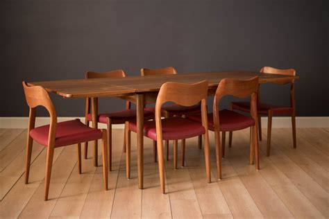 extendable dining table mid century